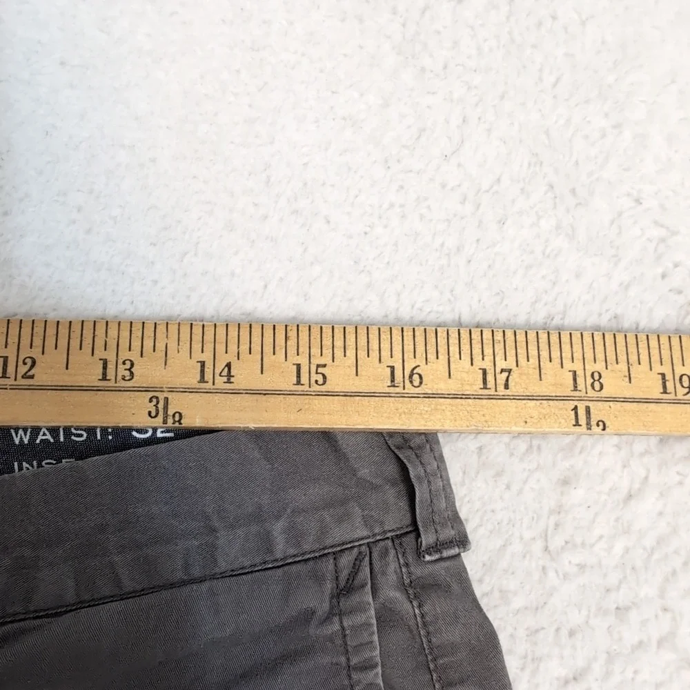 J Crew Chino Shorts Gray Flat Front Men's Size 32 x 9
